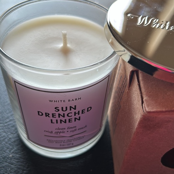 White Barn Sun Drenched Linen Candle / 8 oz. / Soy Wax Blend Candle / New … - Picture 5 of 6